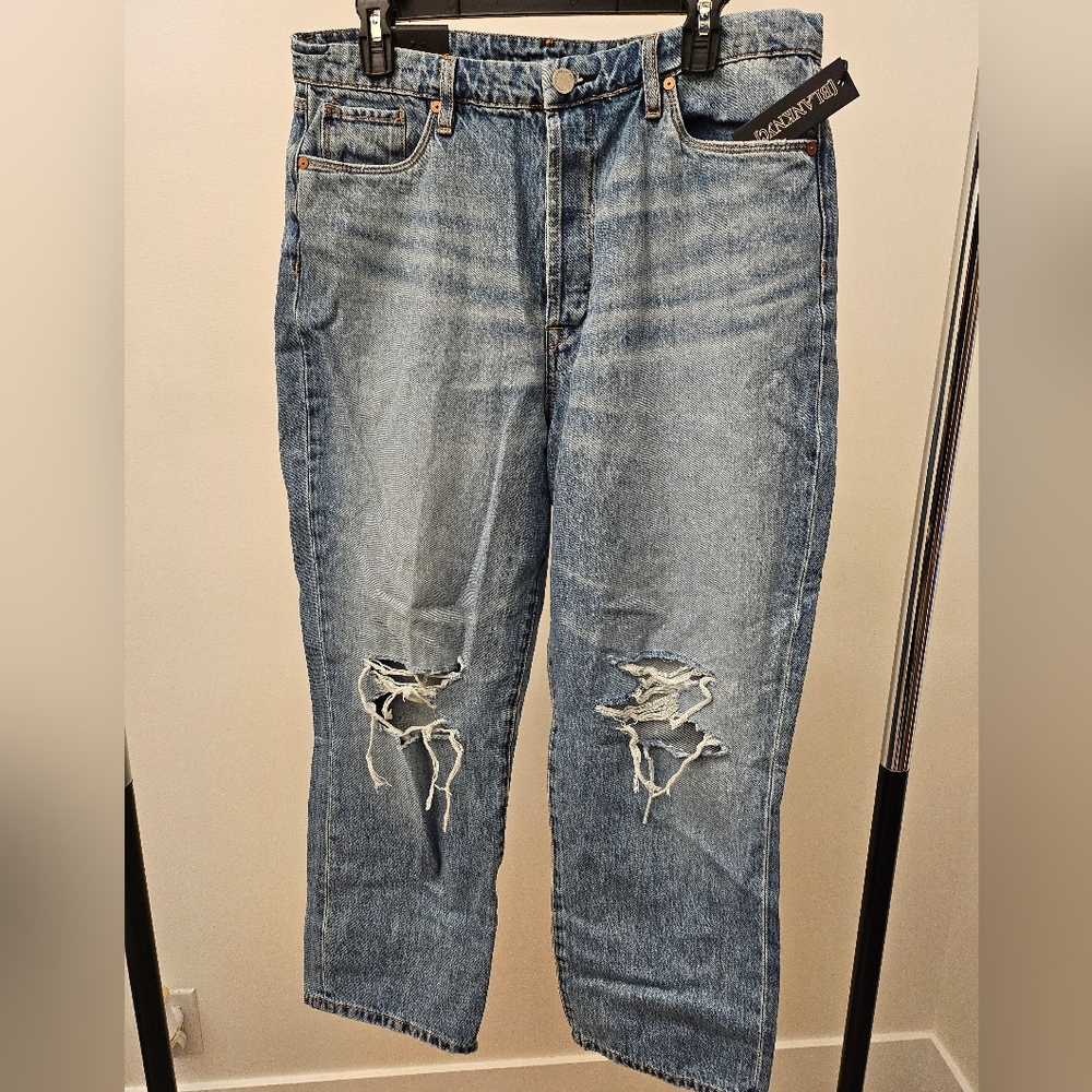 Nwt blanknyc Baxter distressed ribcage straight leg jeans 31